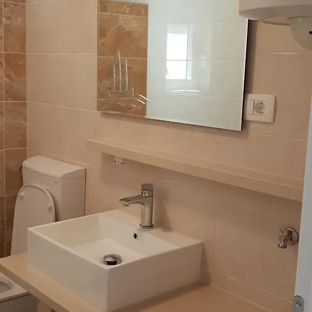 Mia Bilo 887 A4 1 Bedroom Apts Primosten