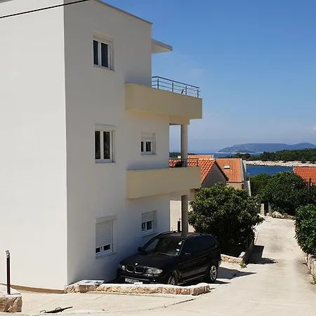 Guest house Mia Bilo 887 A4 1 Bedroom Apts 4*