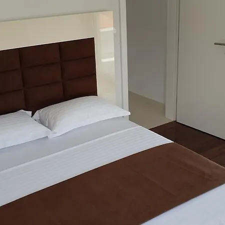 Mia Bilo 887 A4 1 Bedroom Apts Guest house Primosten
