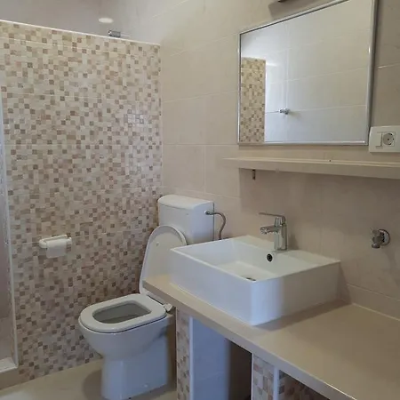 Guest house Mia Bilo 887 A4 1 Bedroom Apts 4*